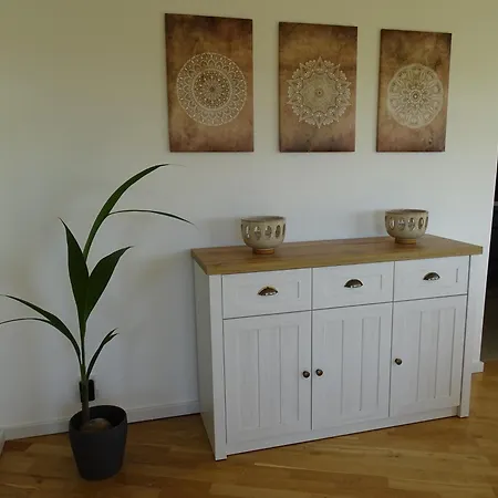 Eifelgruss, In Schoener Waldrandlage Und Tollem Naturgarten *