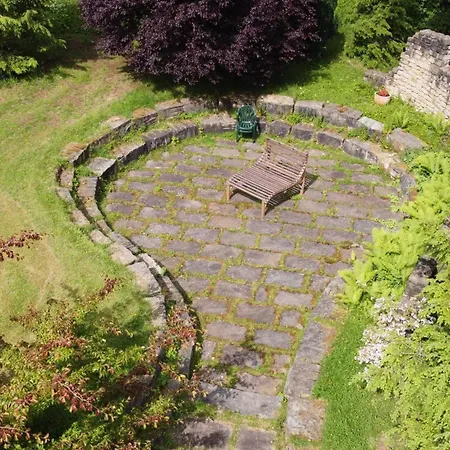 Stylisches Eifelgruss Mit Lage, Direkt Am Wald Und Einzigartigem Naturgarten Ferienhaus Oberbettingen