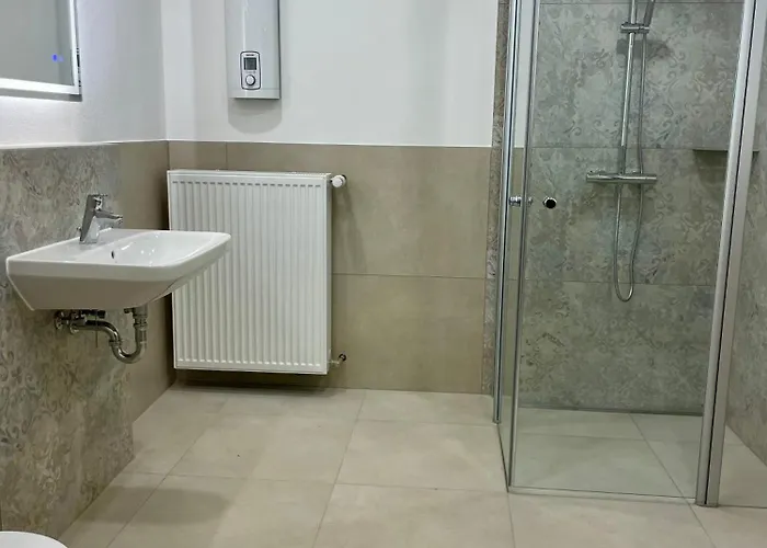 Eifelgruss, In Schoener Waldrandlage Und Tollem Naturgarten *