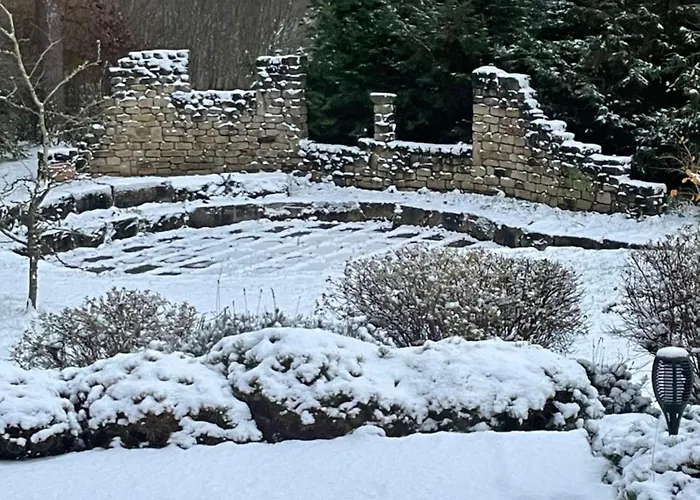 Eifelgruss, In Schoener Waldrandlage Und Tollem Naturgarten Hébergement de vacances