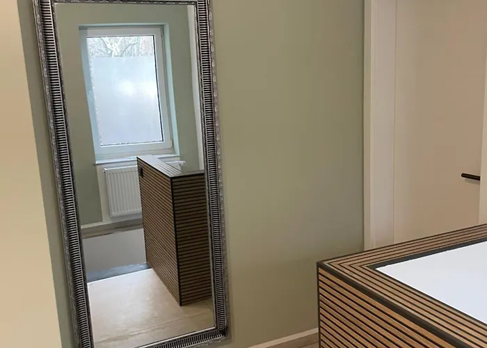 Eifelgruss, In Schoener Waldrandlage Und Tollem Naturgarten * Oberbettingen