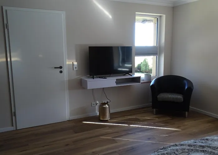 Eifelgruss, In Schoener Waldrandlage Und Tollem Naturgarten Hébergement de vacances Oberbettingen